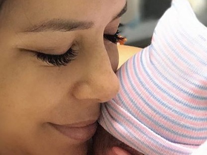 Eva Longoria megható fotót és üzenetet osztott meg újszülött babájáról! 