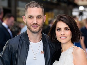 Mindenki Tom Hardy feleségét irigyli, nem is csoda