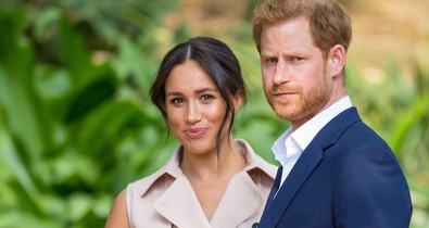 Hoppá! Meghan Markle lenge nyári ruhás fotója egy nagy bejelentést előzhet meg