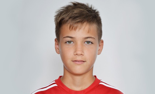 Összefogtak a sztárok a leukémiás kisfiúért