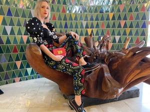 Petra egy mesés összeállítással zárja a hetet