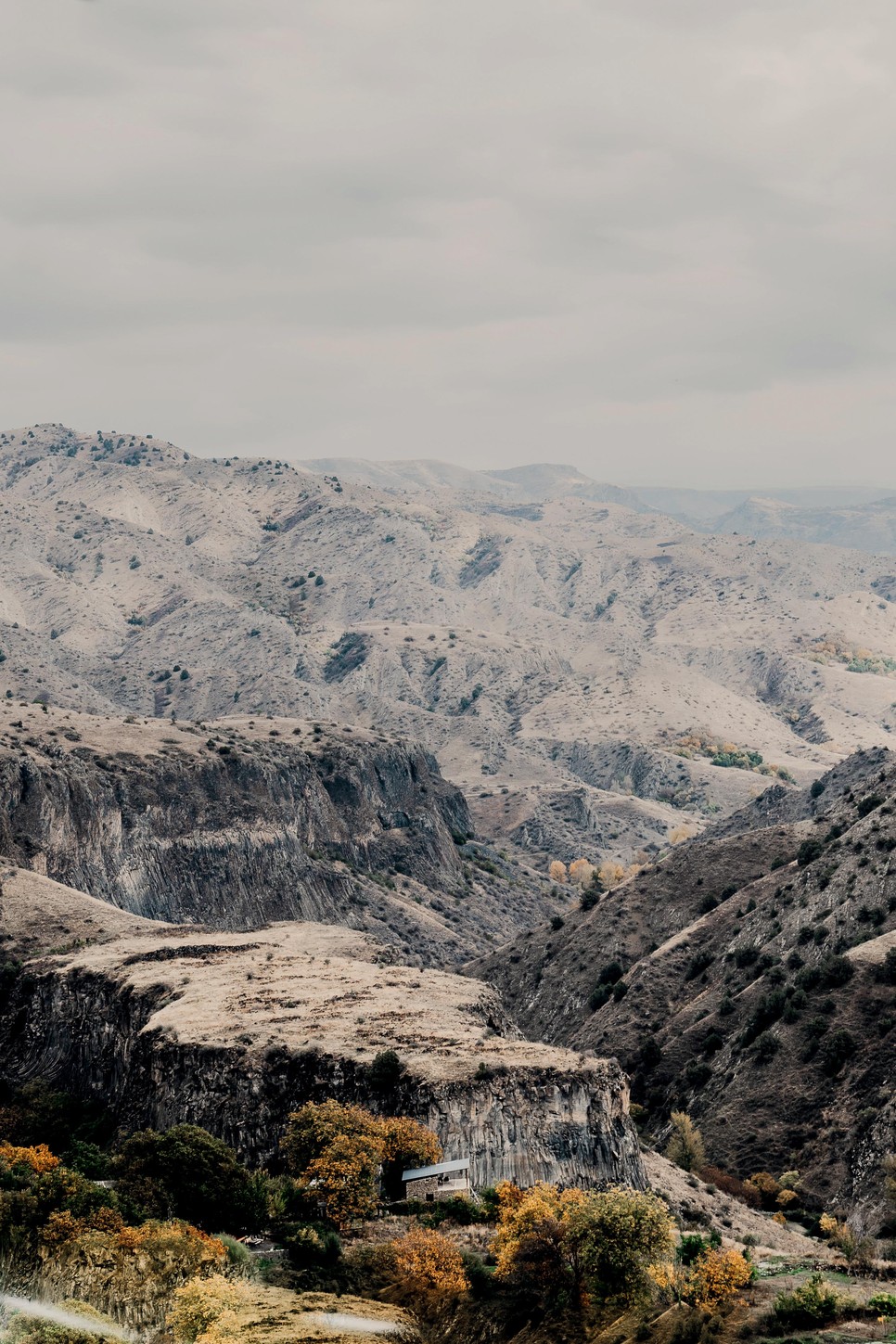 Az örmények környezetükben egyetlen keresztény népként rengeteg nehézséget éltek át az elmúlt századokban