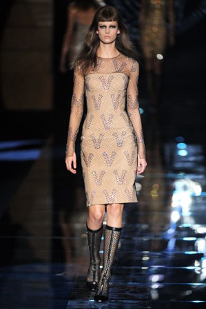 Ha a divat hardcore - Versace 2012-13 ősz-tél