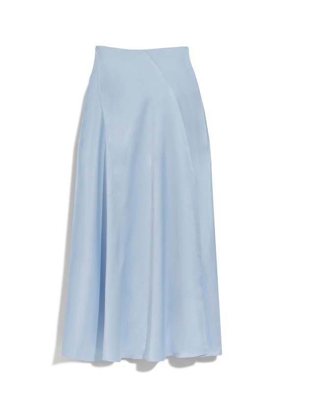 Ragyogó árnyalatok, lehelletkönnyű anyagok: az új tavaszi kollekció egyesíti a modern és klasszikus stílust!