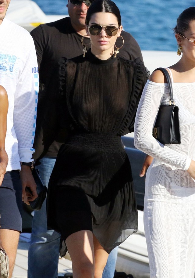 Kendall Jenner Mykonos