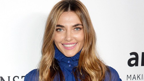 Ezen az estén mindenki az ukrán modell cicijeit bámulta