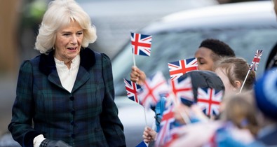 Megsérült a Kamilla királynét szállító repülőgép