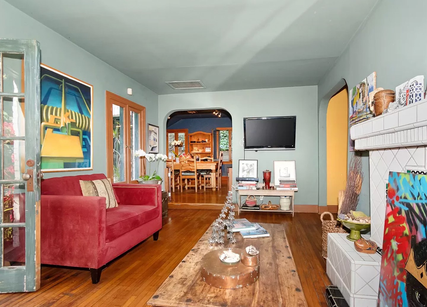 Palvin Barbara és Dylan Sprouse háza