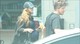 Palvin Barbara és férje, Dylan Sprouse egy laza, hétköznapi program során: a modell baseballsapkában, fekete felsőben és kényelmes nadrágban, férje oldalán távozott egy üzletből. 