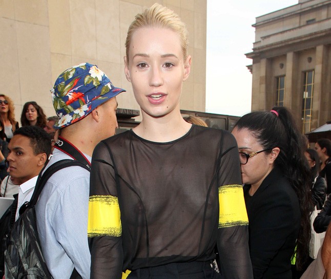 Korábban nem frusztrálta annyira a mellmérete, gond nélkül megmutatta, manapság már nagyobbat néznénk