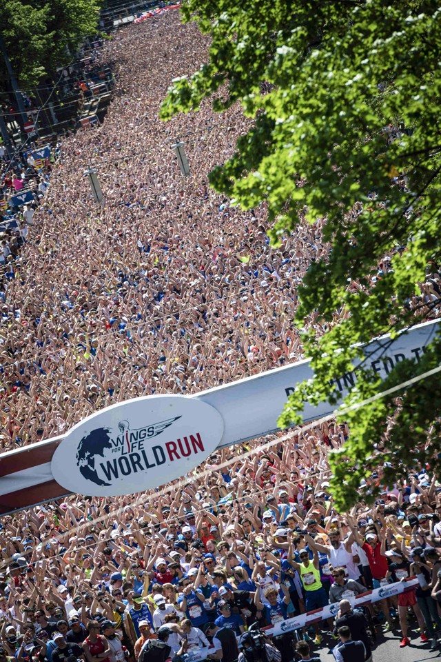 Emeld a tétet és fuss egy jó ügy érdekében