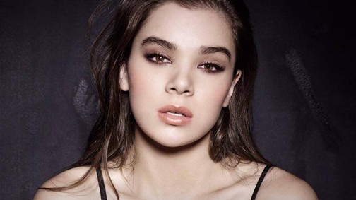 Csak egy szám: Hailee Steinfeld popkarrierbe fogott