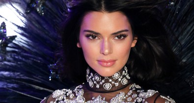 Kendall Jenner alakja a valóságban egyáltalán nem olyan, mint a photoshopolt fotóin