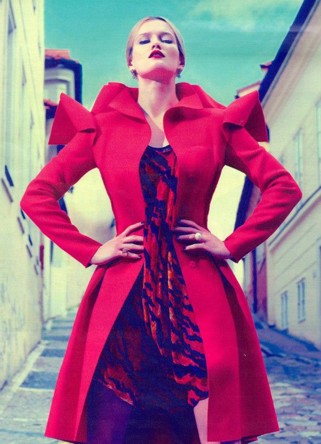 Egy másik Madame Figaro divatanyagban