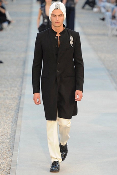 Baptiste Giabiconi a Chanel Cruise show-n