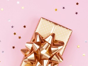 Last-minute kényeztető ajándékok karácsonyra: Szerezd be a legmenőbb beauty szetteket!