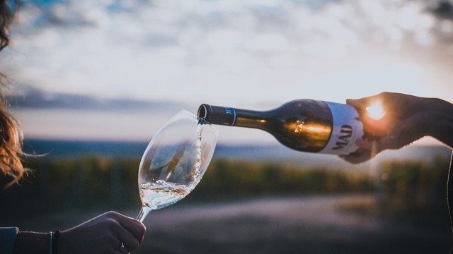 Nemcsak egy jó ital, hanem élmény is - interjú a Mad Wine alapítójával