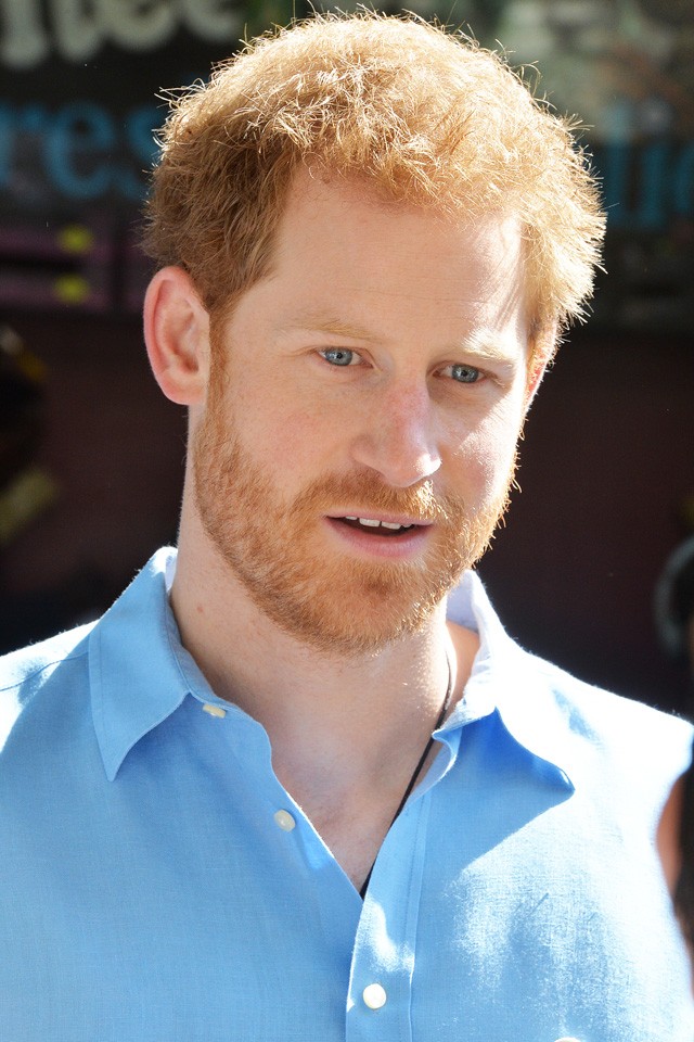 Harry herceg háttérbe szorult György és Sarolta miatt, de egy cseppet sem bánja