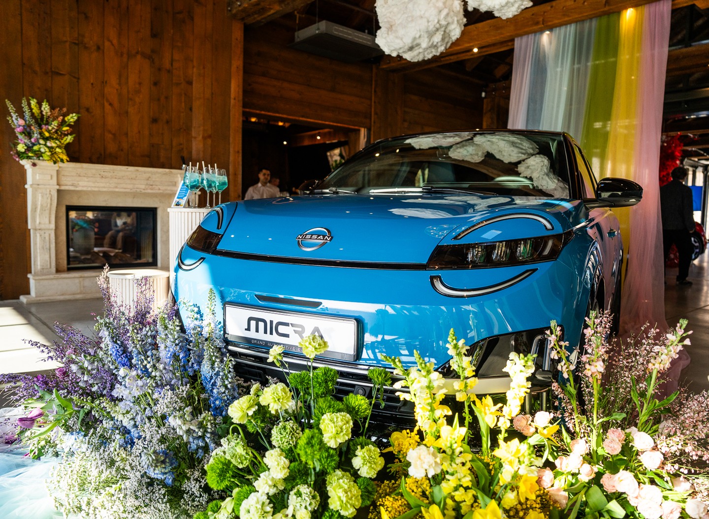 Új színekben ragyog az elektromos Nissan Micra