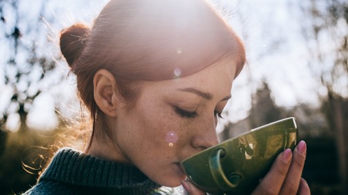 5 nyugtató ital, ami igazi kincs egy stresszes napon