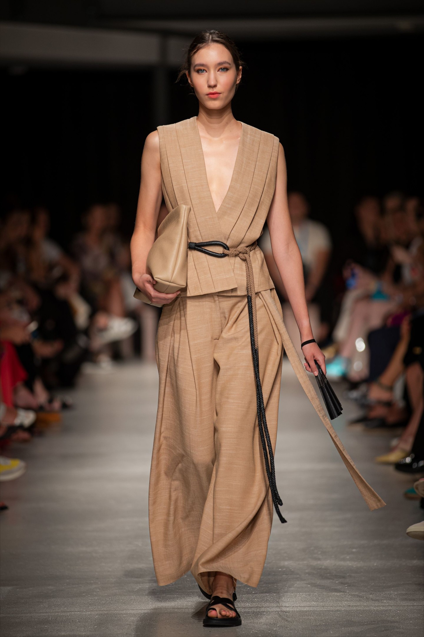 Nubu 2025 tavasz-nyár