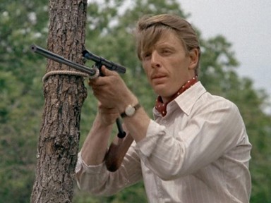 Emlékszel még A sakál napja színészére? Ma rá sem ismernél a 88 éves Edward Foxra