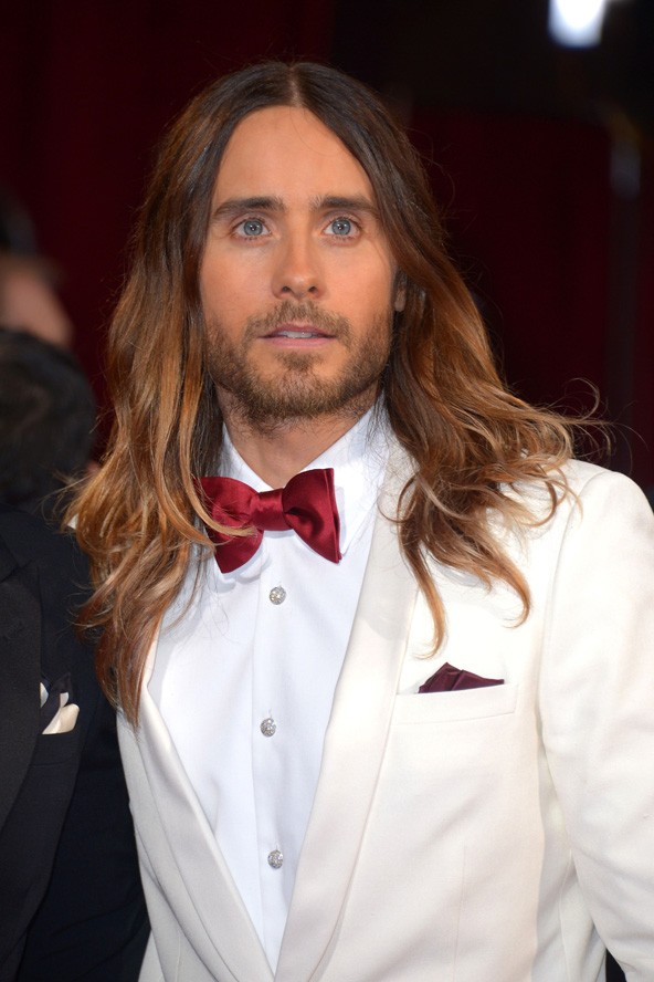 És végül a ráadás: Jared Leto ombre fürtjei legalább olyan nagy figyelmet kaptak az Oscar-gálán, mint a színész díjnyertes teljesítménye. Mi tagadás, irigyeljük!