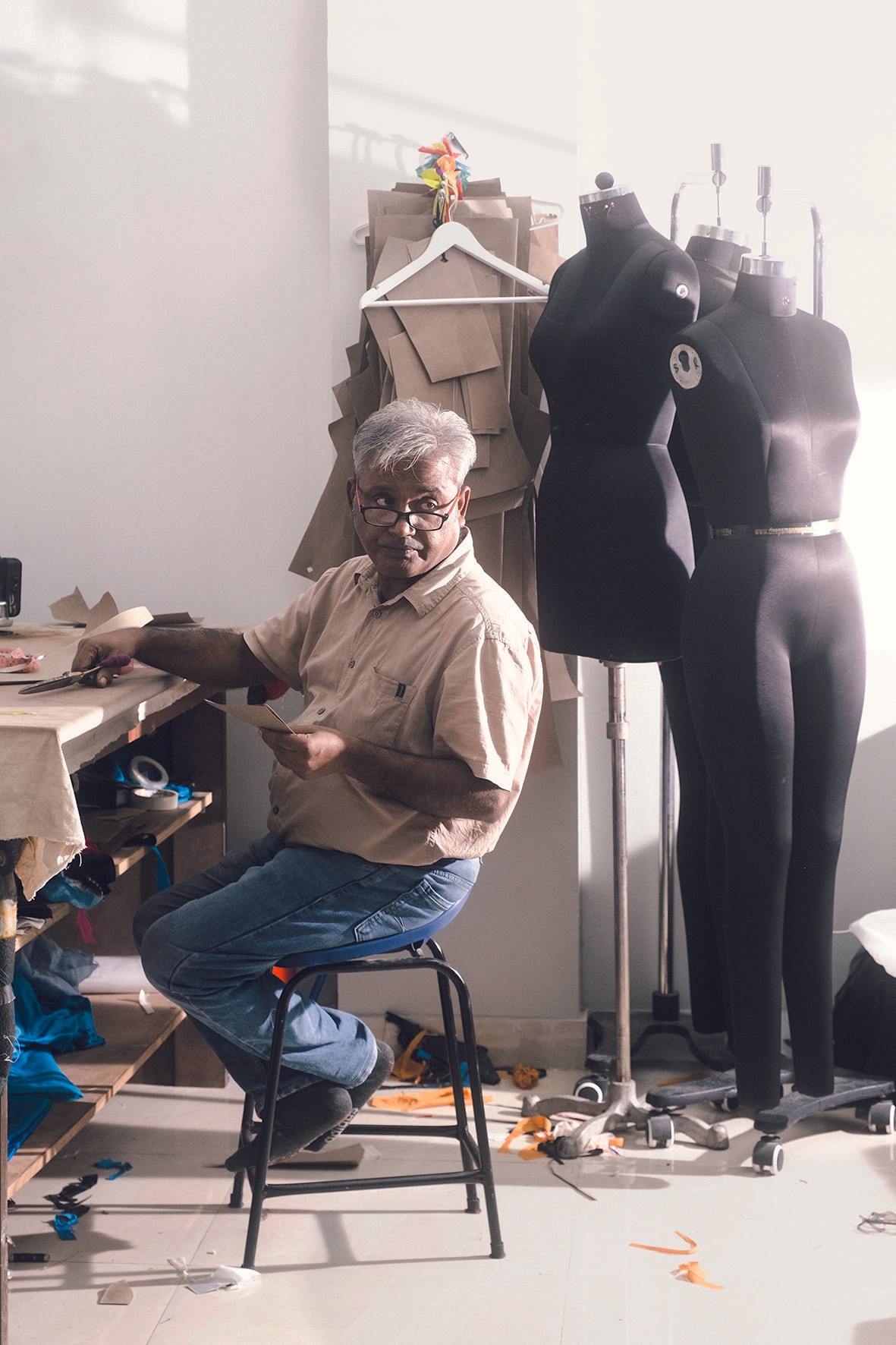 Az emberek itt egy olyan munkát végezhetnek, amely a fizetésen kívül hozzájárul önbecsülésük és méltóságuk helyreállításához is