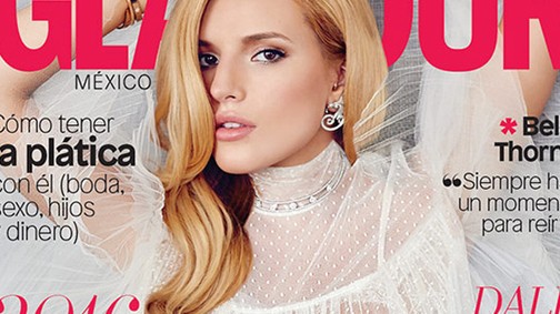 Túlzás milyen dögös a 18 éves vörös Disney-üdvöske