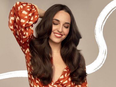 Hódít a 70-es évek dús frizurája: Radván Simon fodrásszal és a Dyson mérnökével beszélgettünk