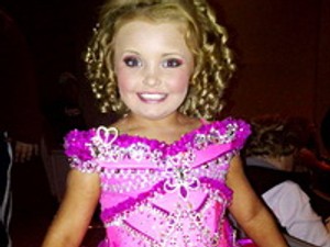 Energiaitallal pörgetik fel a 6 éves szépséget