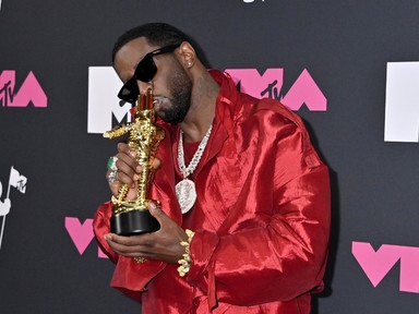 Sokkoló, brutális és tanulságos videó került elő az erőszakos rapper Diddy-ről