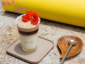 Ezt a meleget valahogy túl kell élni! Jöhet egy jegeskávé!