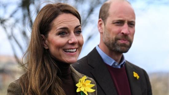 Odáig vannak a rajongók Katalin hercegné és Vilmos herceg friss videójáért: soha nem láthattuk még így a hercegi párt