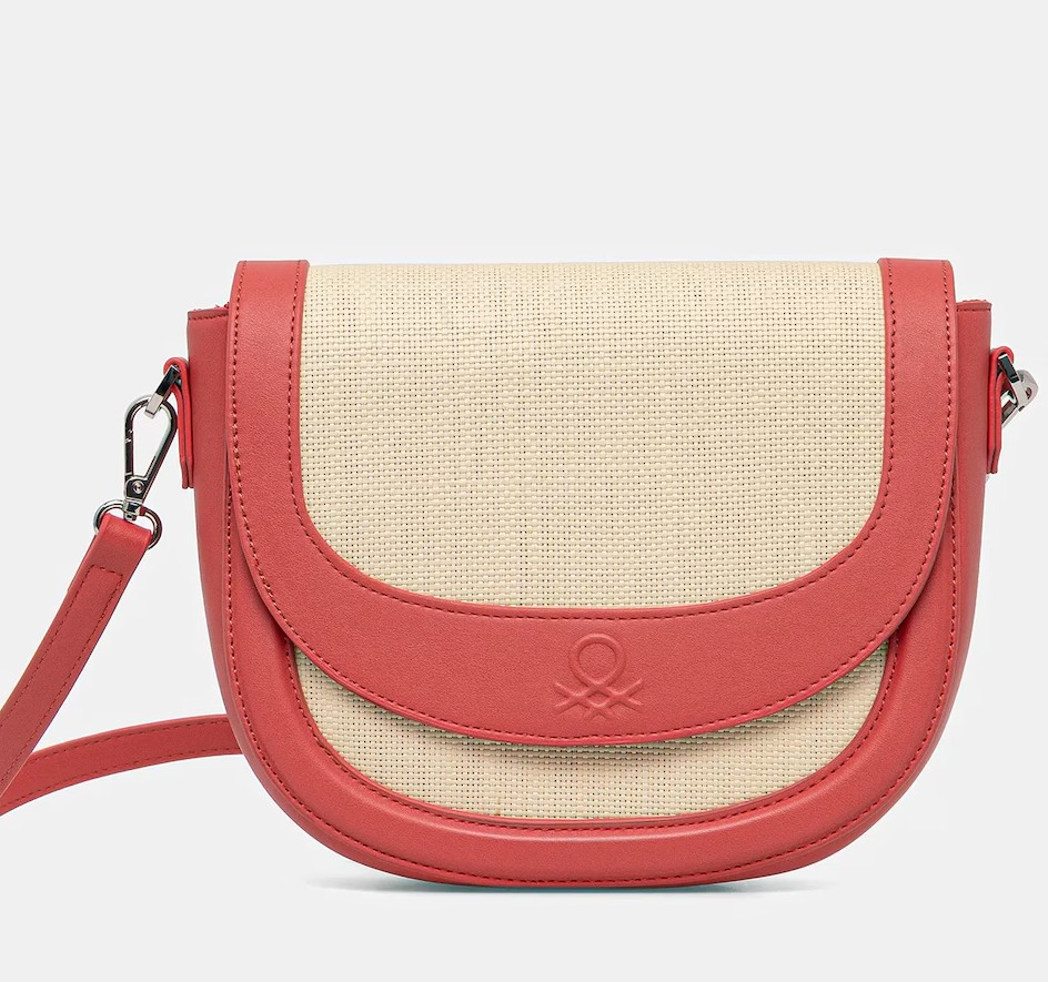 BENETTON - answear.hu 18 990 Ft 30% kedvezmény a GLAMOUR-napok ideje alatt 