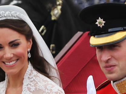 Íme, Kate Middleton második eskövői ruhája, amiről senki nem beszél! 