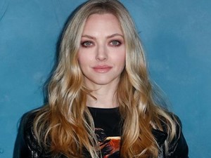 Amanda Seyfried 15 évet letagadhatna ebben a szettben, mégis ultramenő