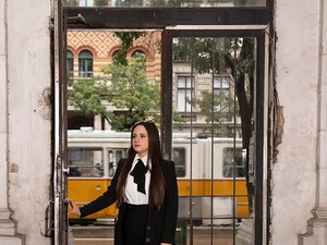 Tóth Helga mai fontos megbeszéléséhez nagyon sikkes szettet állított össze