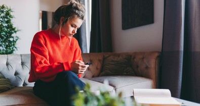 Csillagjegyek függőségei: mutatjuk, minek képtelen ellenállni az Ikrek, a Mérleg és a Vízöntő