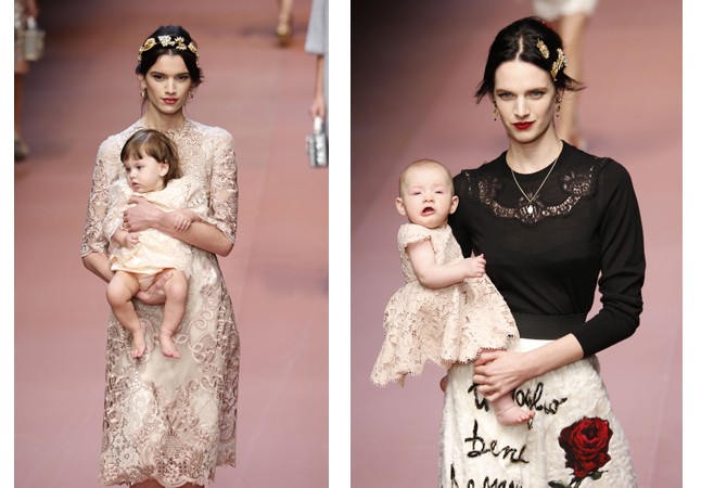 Éljenek az anyukák! Soha cukibb divatbemutató még nem volt!