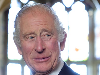 Károly király gyászol, borzalmas veszteség érte