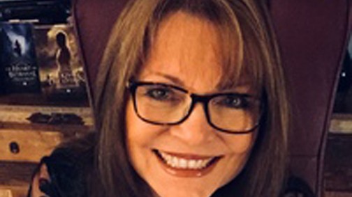 Interjú Mary E. Pearsonnal az írólétről, erős női karakterekről