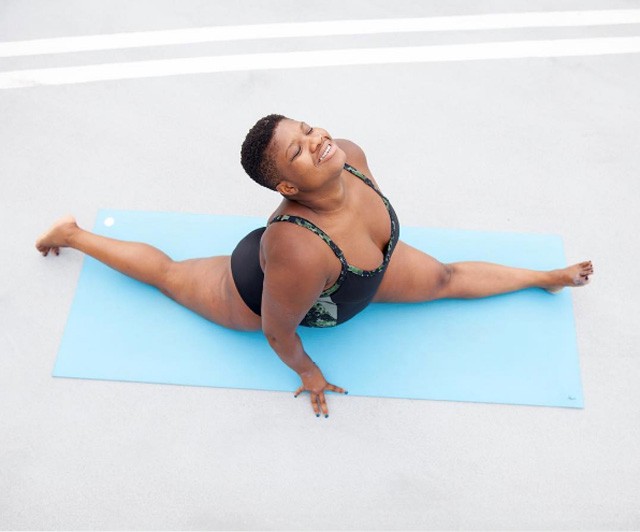 jessamyn stanley, jóga, jógaoktató, kövér, testkép, instagram, instagram sztár, 