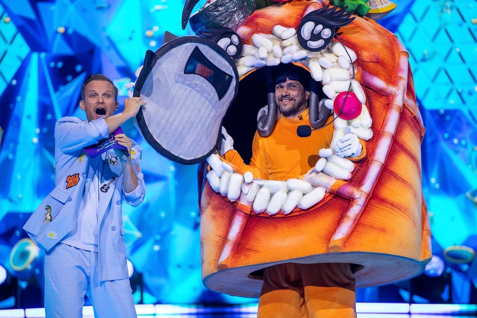 Nagy Zsoltot rejtette a Sushi jelmez, akit az Álarcos Énekes második adásában lepleztek le