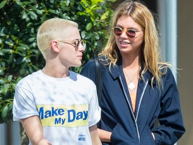 Ez tényleg komoly: Kristen Stewart összeköltözött a barátnőjével