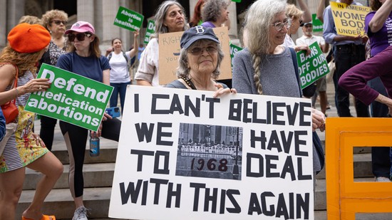 Esemény utáni tablettára van szükséged? Azért vényköteles, hogy kontroll alatt tarthassanak