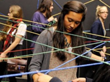 Luxus a fiatal művészekért!