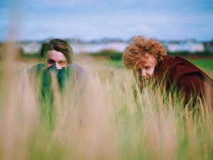 Szörnyű! Autóbalesetben elhunyt a brit zenekar mindkét tagja