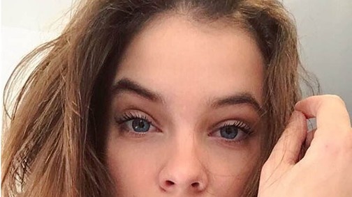 Palvin Barbi drámai sminkkel nyitja az idei kampányszezonját