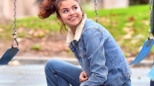Selena Gomez ezért a bokacsizmáért van most oda